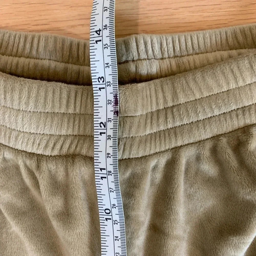 Skims Gold Velour Joggers with Pin Stripe and Zipper Pockets Size Large - Picture 5 of 12